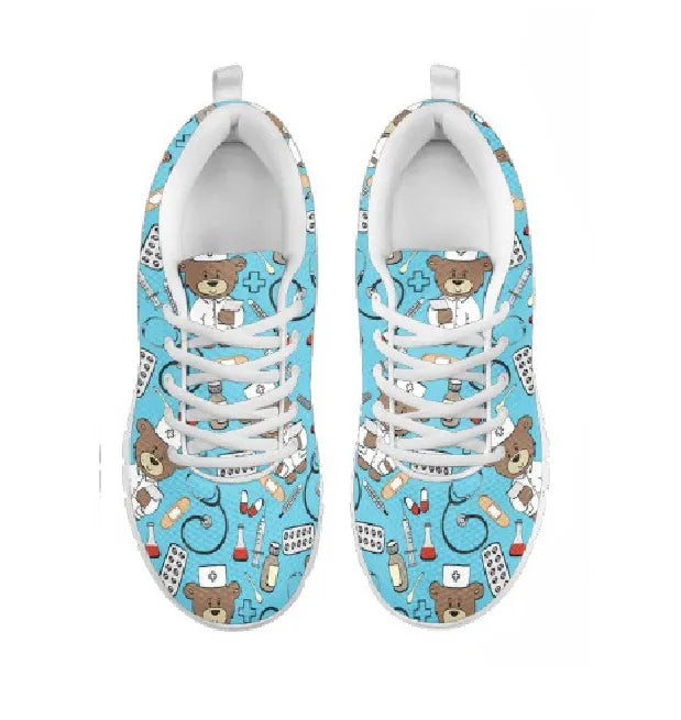 Bear Nurse Sneakers Hellblau